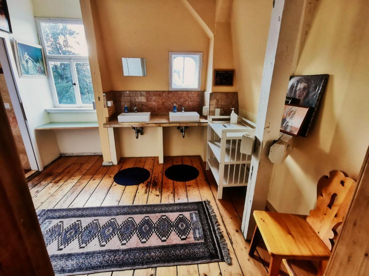 Hummel Hostel - Historische Stadtvilla Mit Garten Weimar  Eksteriør bilde