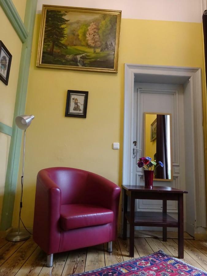 Hummel Hostel - Historische Stadtvilla Mit Garten Weimar  Eksteriør bilde