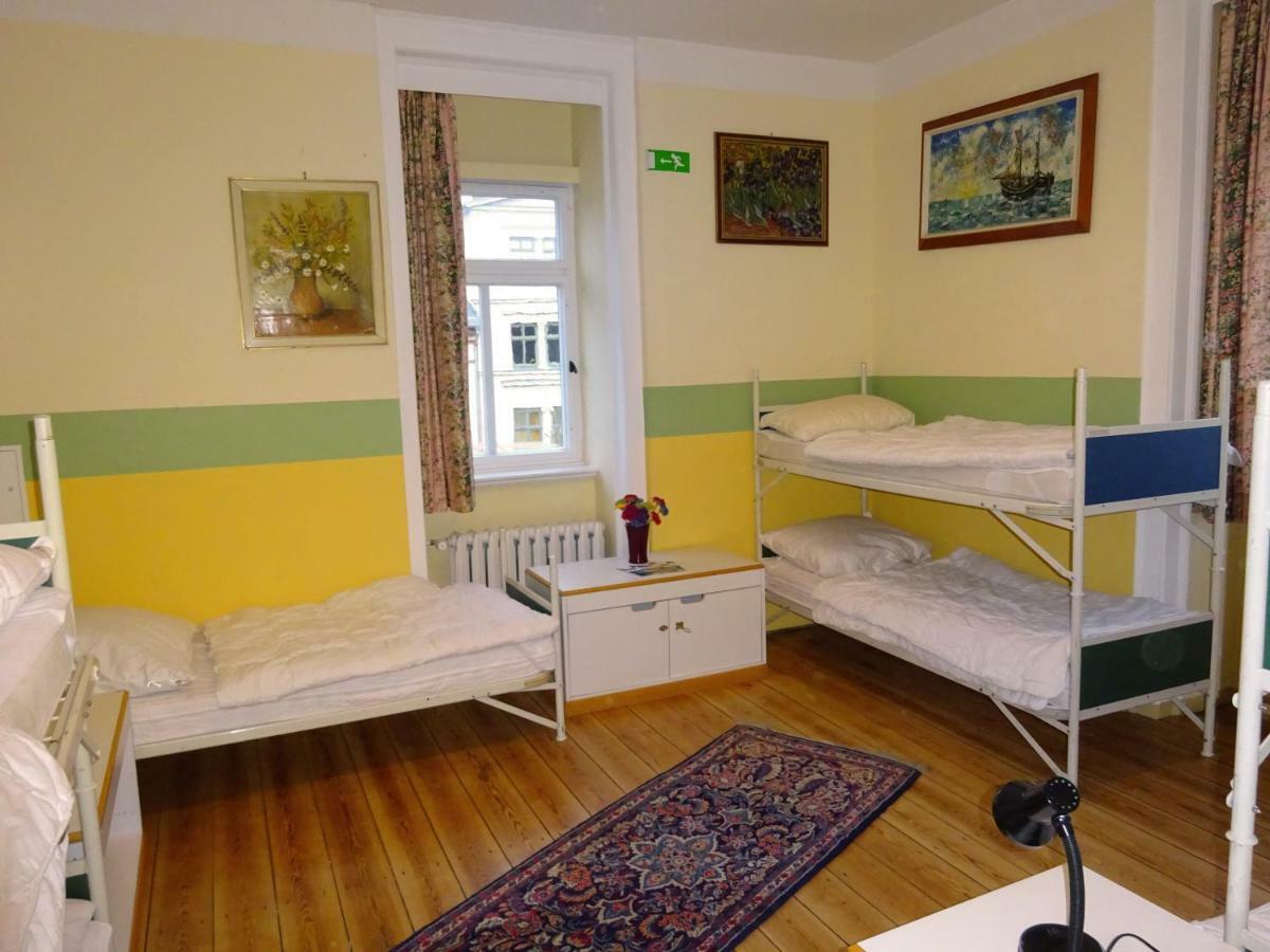 Hummel Hostel - Historische Stadtvilla Mit Garten Weimar  Eksteriør bilde