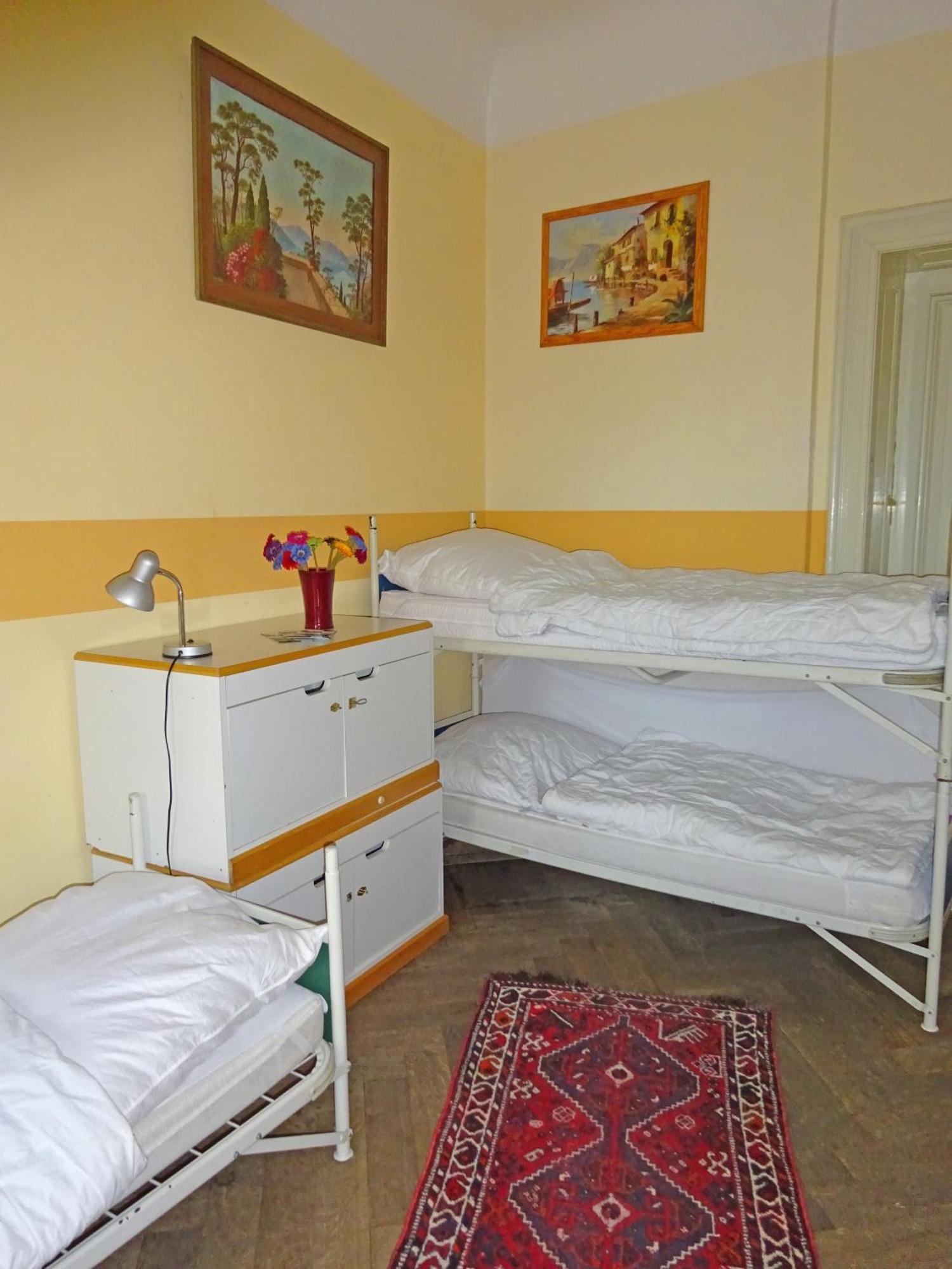 Hummel Hostel - Historische Stadtvilla Mit Garten Weimar  Eksteriør bilde
