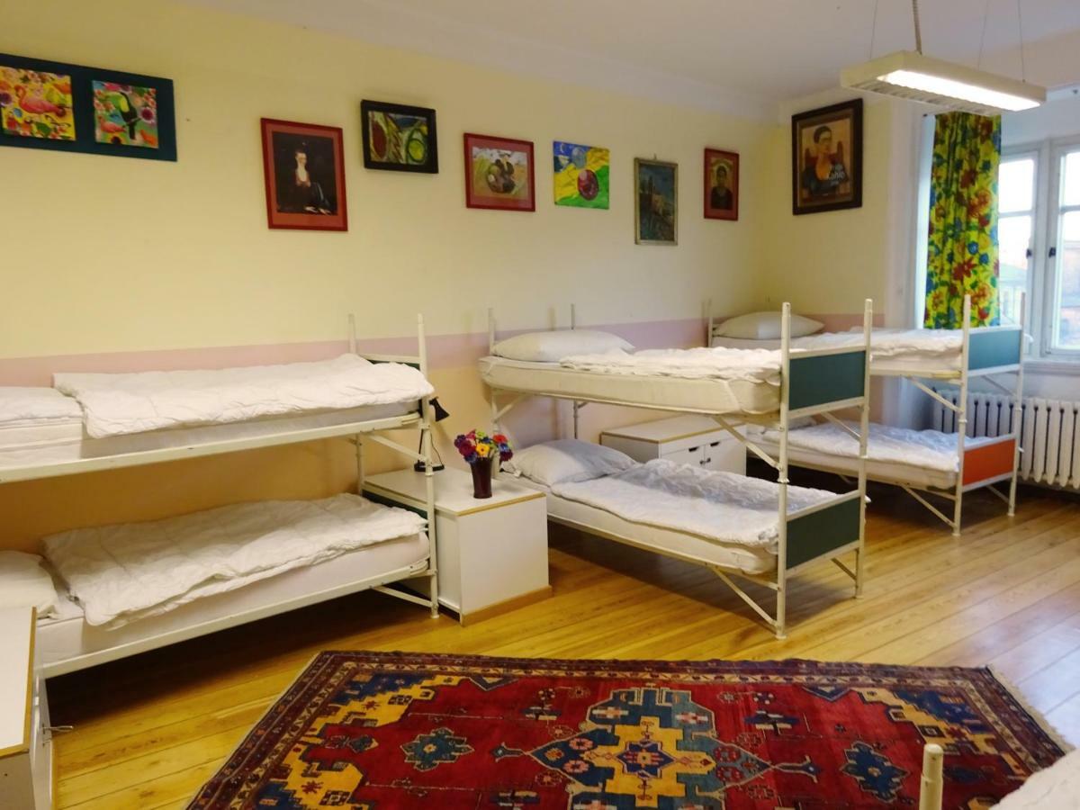 Hummel Hostel - Historische Stadtvilla Mit Garten Weimar  Eksteriør bilde